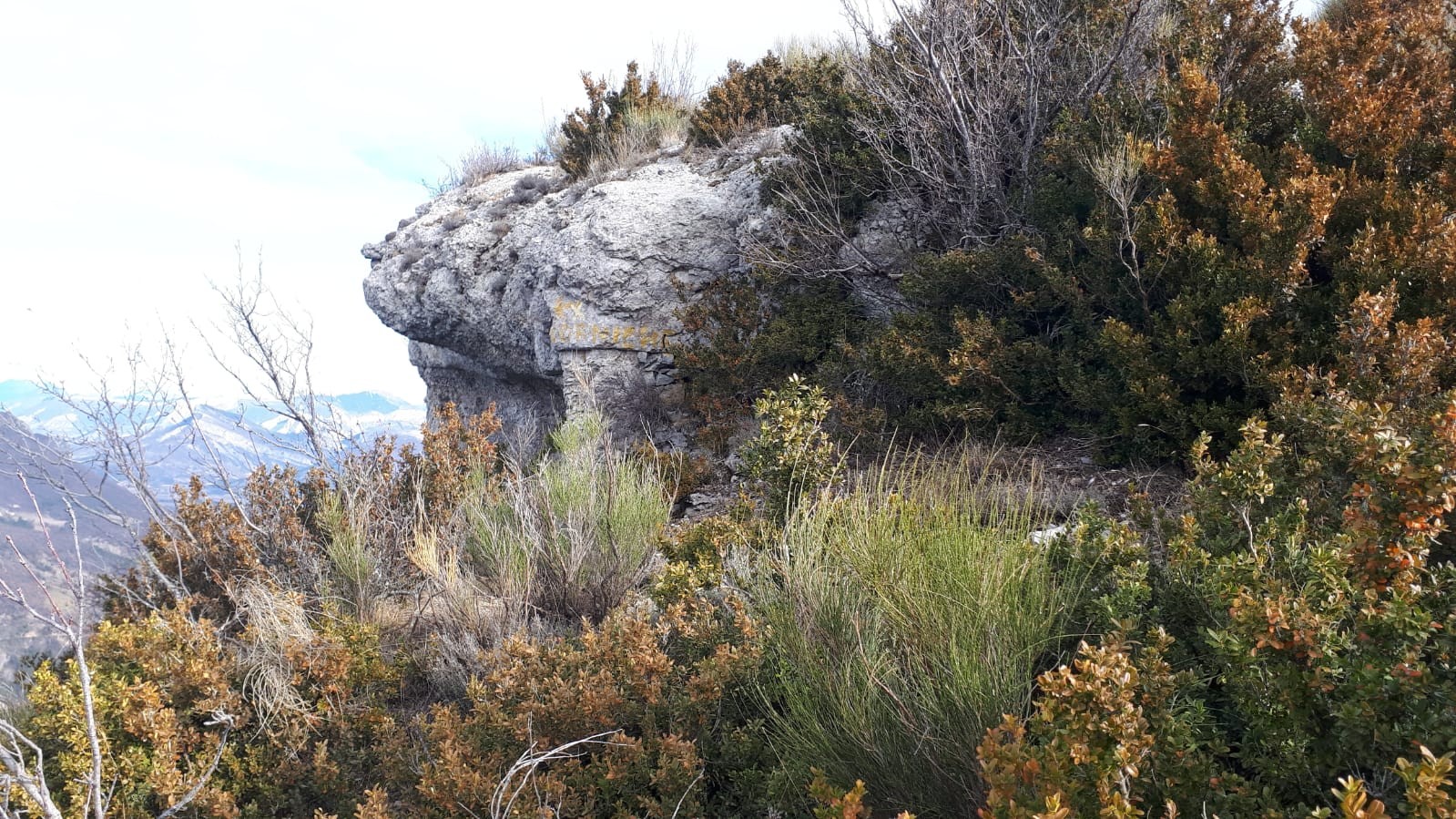 Le rocher de st michel orpierre 8 